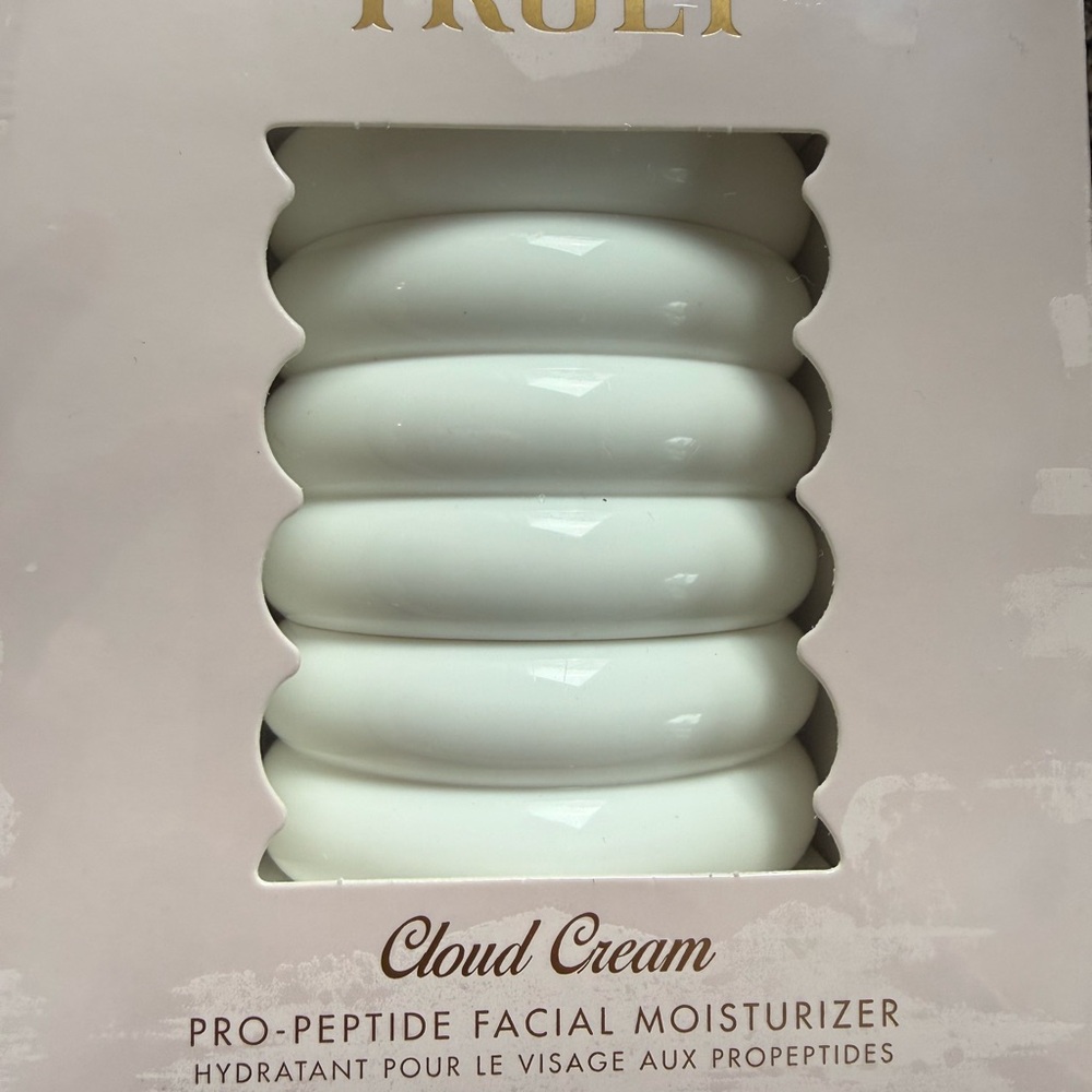 TRULY Cloud Cream Pro-Peptide Facial Moisturizer - White - Picture 3 of 4